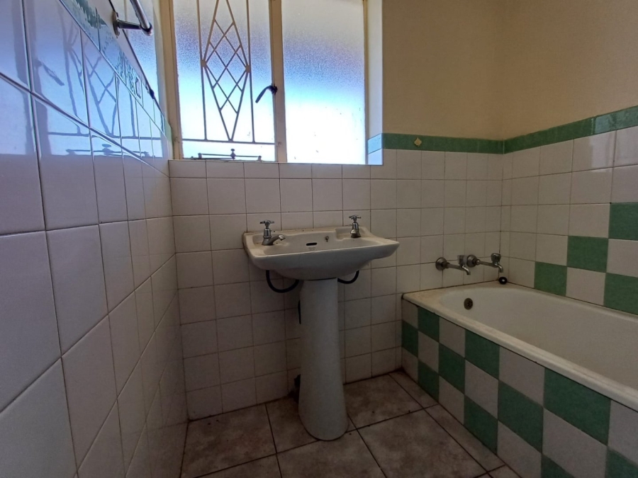 3 Bedroom Property for Sale in Roosheuwel North West